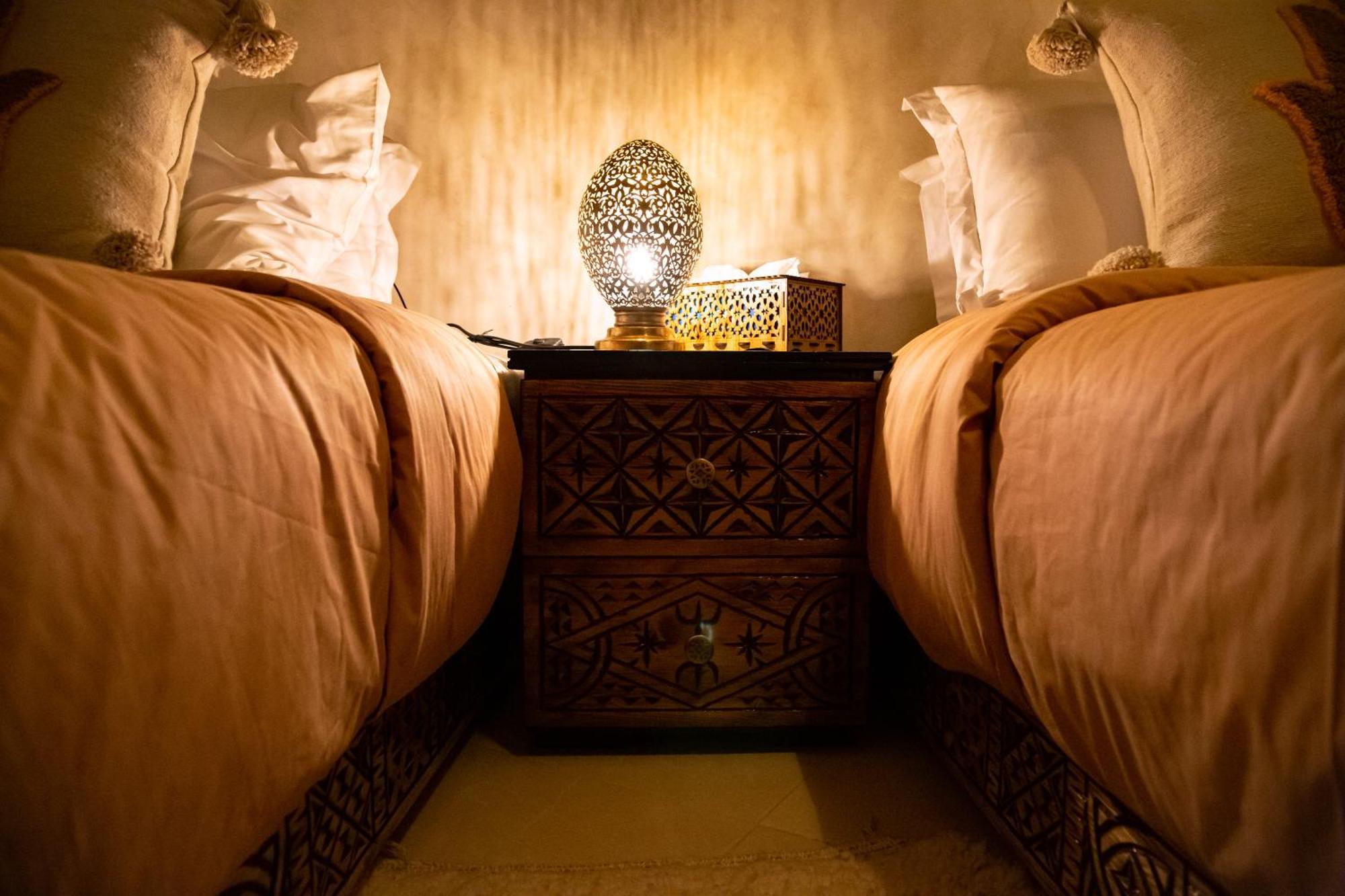 Dar Zomorod Guest house *